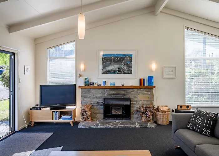Lismore Park Retreat * Wanaka